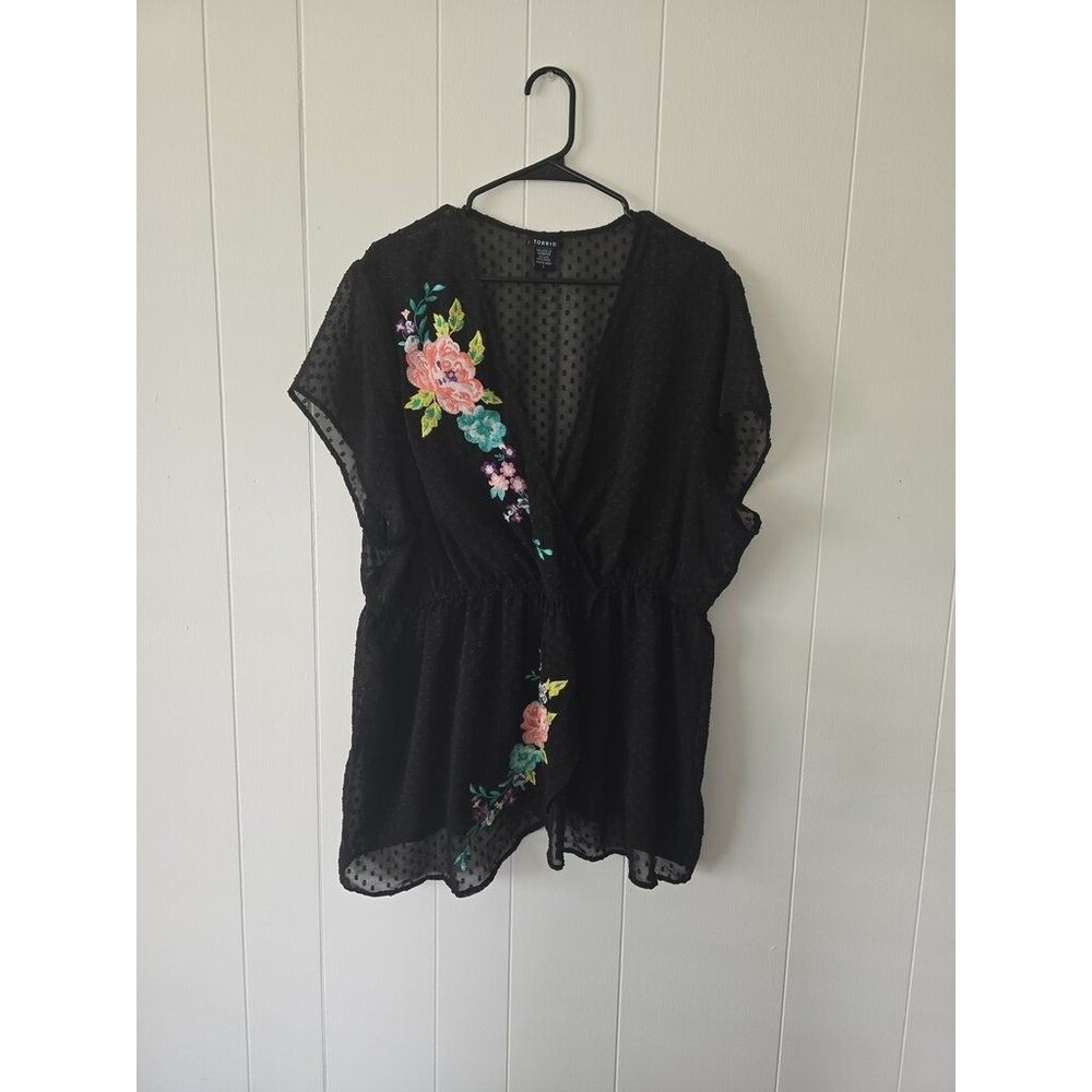 Torrid Sheer Black Embroidered Floral Blouse Size 3